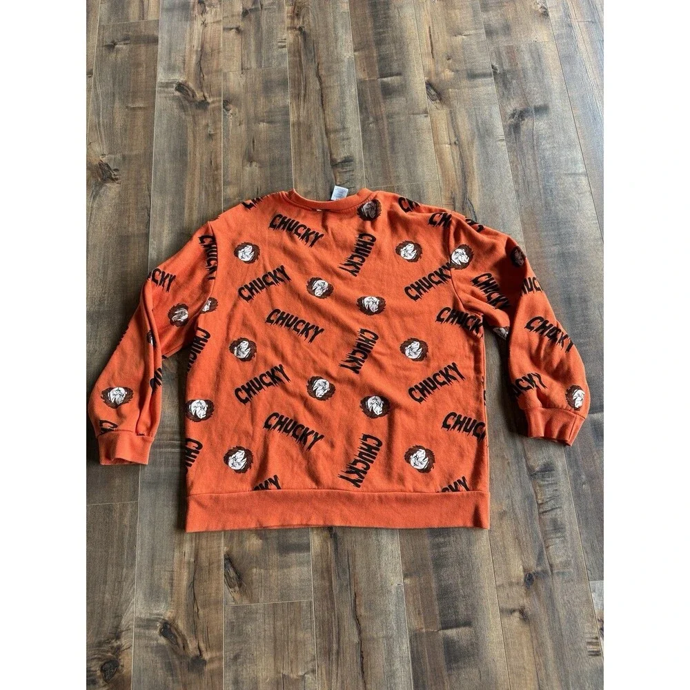 CHUCKY Horror Movie Orange Sweatshirt Size LRG All Over Print Doll Scary